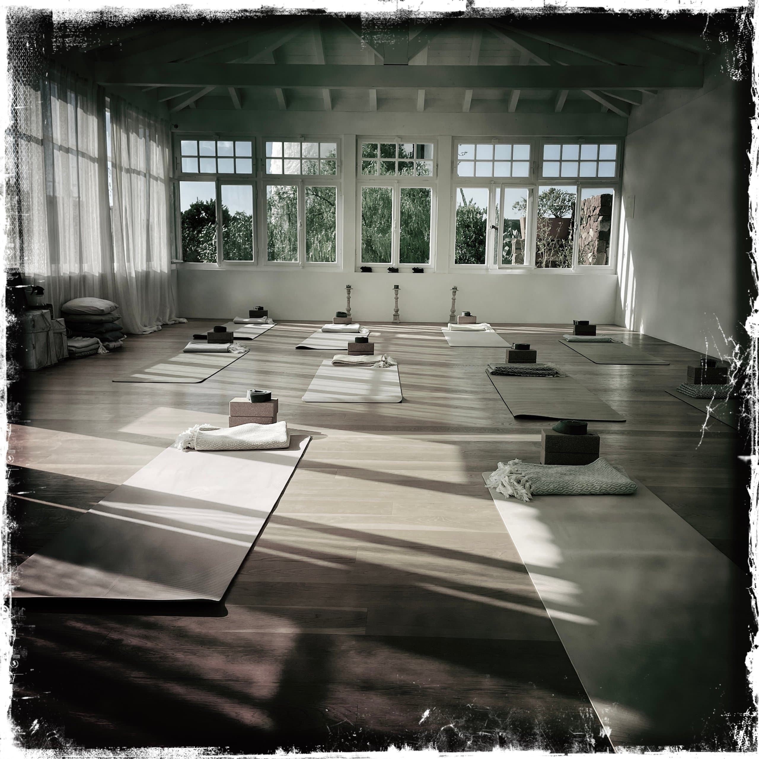 Unser Studio — natürliches Licht und vorbereitete Matten